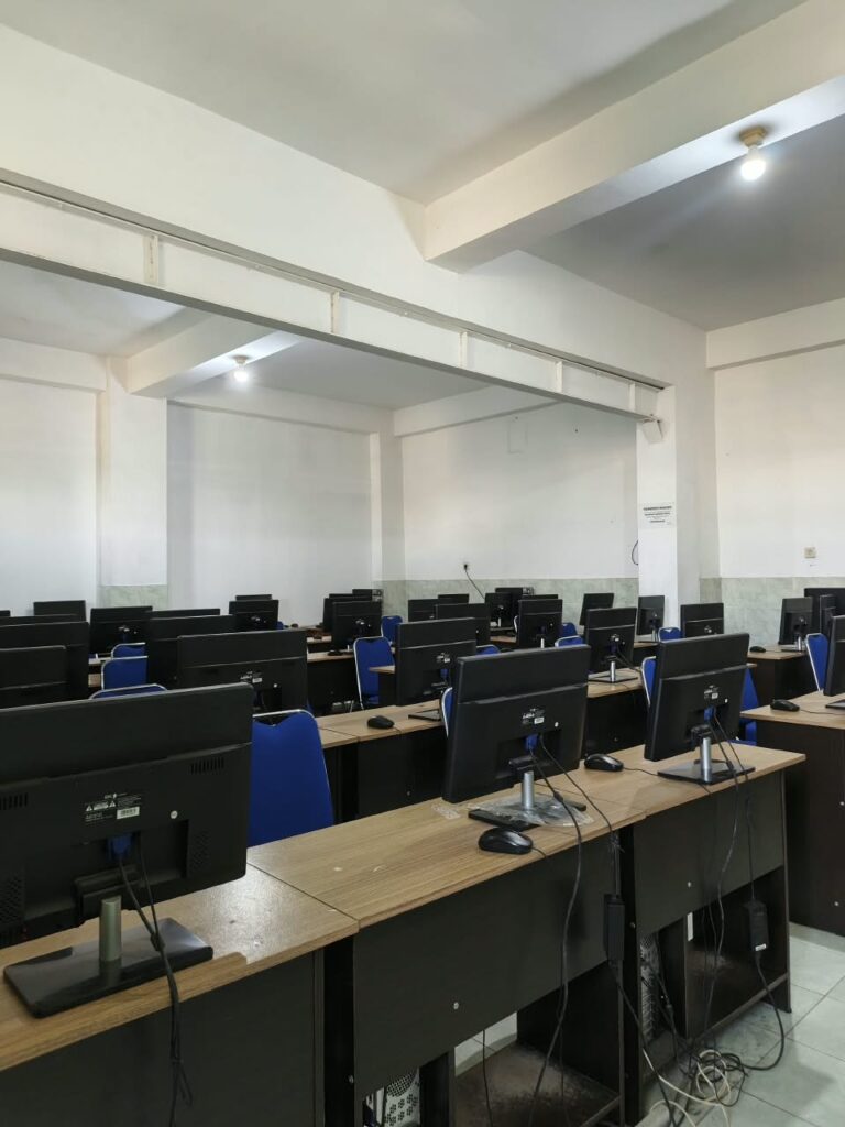 Lab komputer